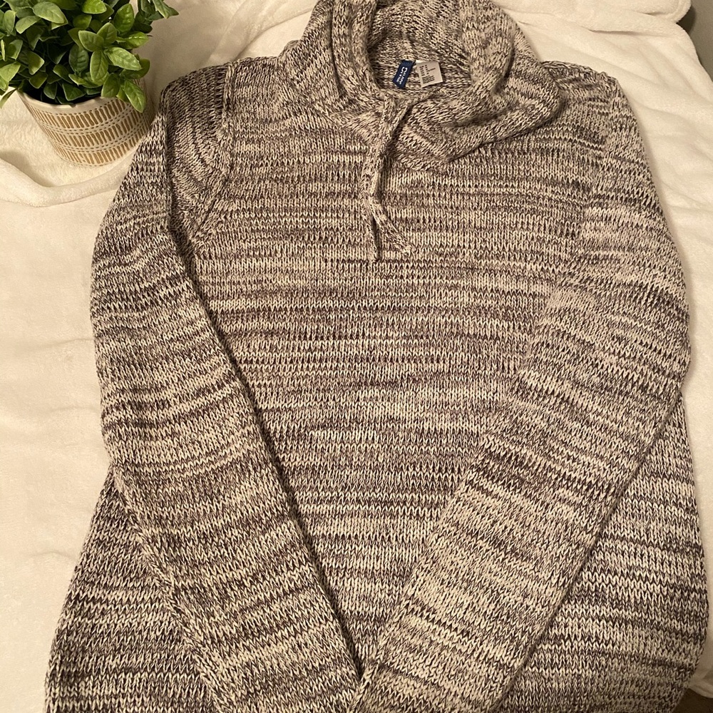 H&M Men’s sweater